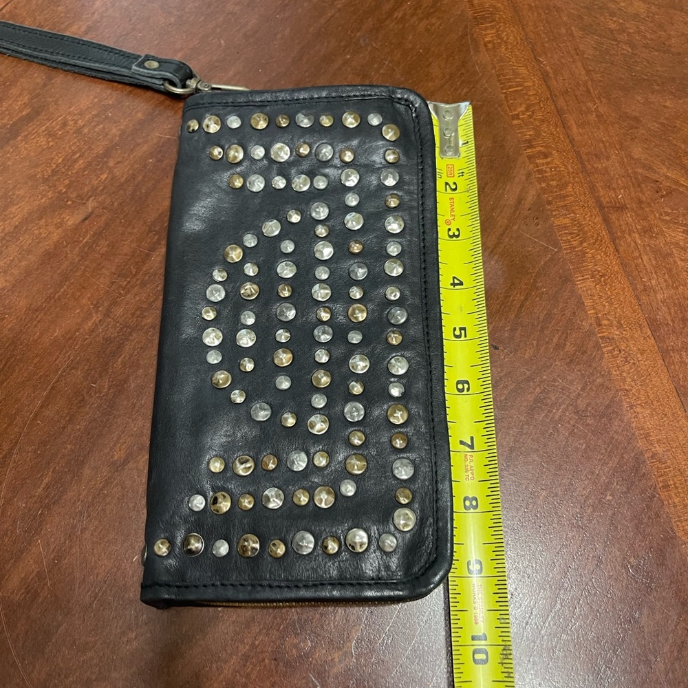 NWOT Viola Castellani Studded Leather Wallet Clutch - Picture 2 of 9